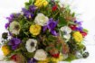 Bunter Strauss Mit Anemonen Und Iris